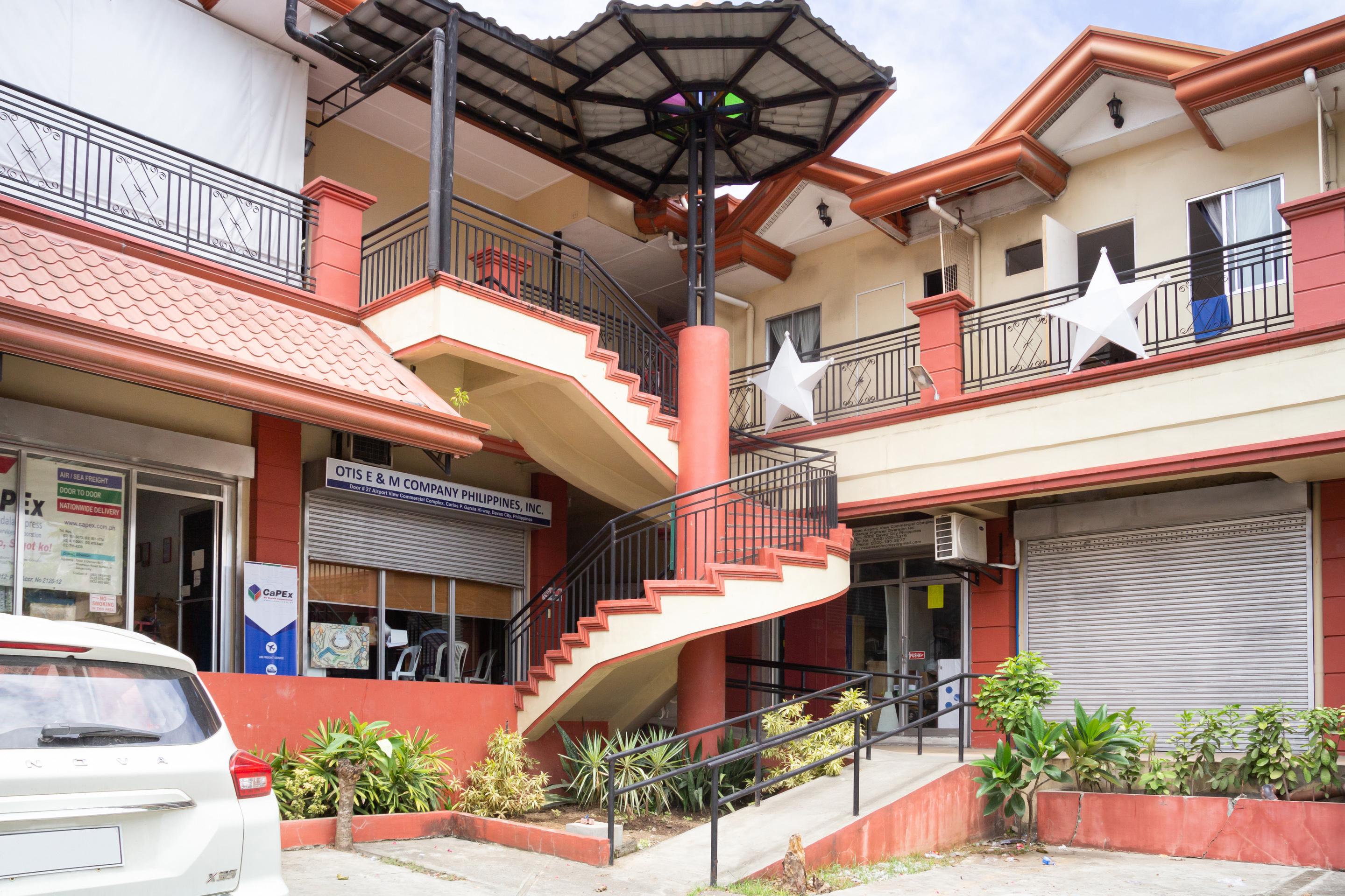Oyo 150 Davao Airport View Hotel Exterior photo